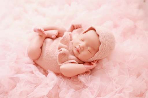 中国澳门宝宝几个月可以抬头 中国澳门宝宝几个月可以抬头